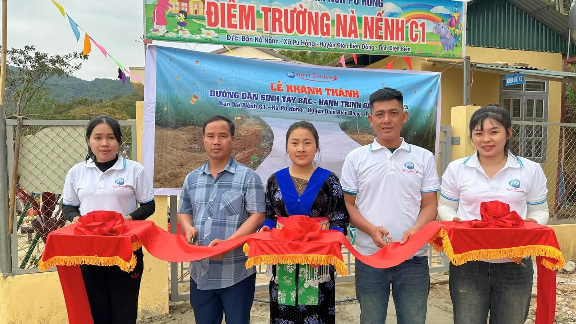 Hình ảnh đại diện cho quy tắc diễn đàn cộng đồng 68GB, minh họa sự giao tiếp và trật tự.