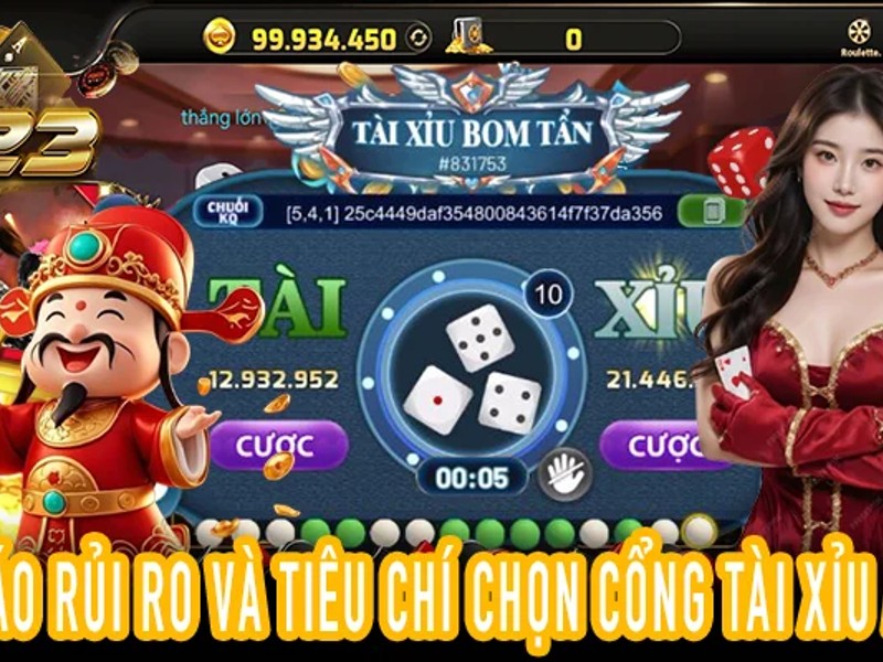 Bàn chơi poker với chip và quân bài